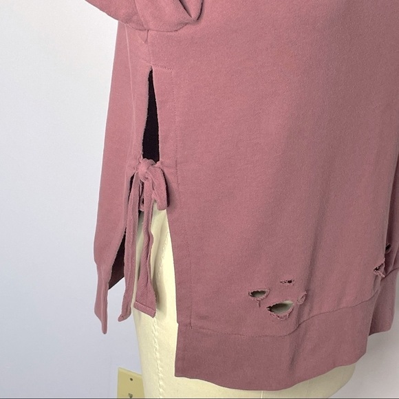 Romeo + Juliet Couture Distressed Sweatshirt M - Picture 7 of 13